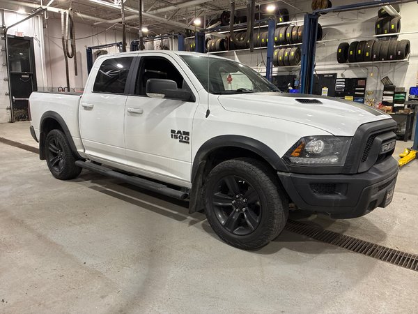 Ram 1500 Classic Warlock, CREW CAB, NAV 2021