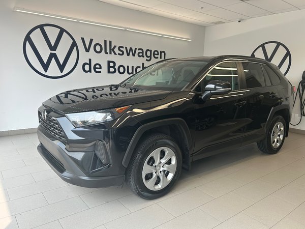 Toyota RAV4 LE 2020