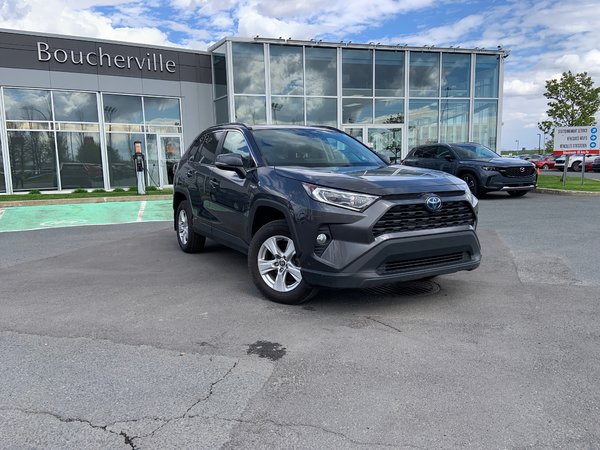 Toyota RAV4 HYBRIDE AWD XLE JAMAIS ACCIDENTÉ TOIT OUVRANT 2021