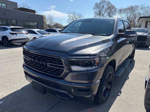 RAM 1500 Crew Cab 4x4 (DT)