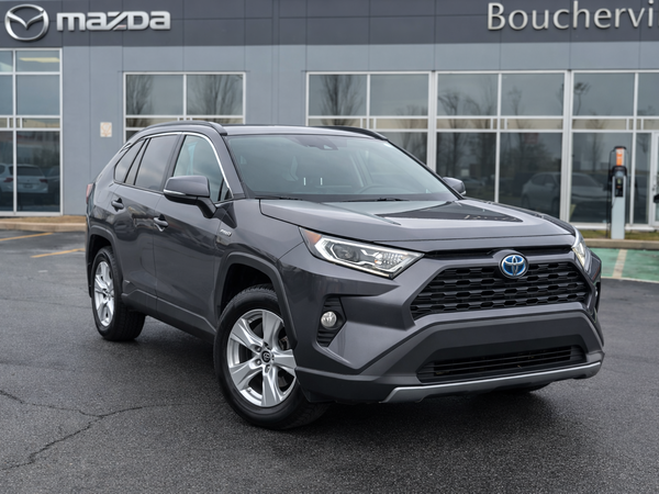 Toyota RAV4 HYBRIDE AWD XLE JAMAIS ACCIDENTÉ TOIT OUVRANT 2021
