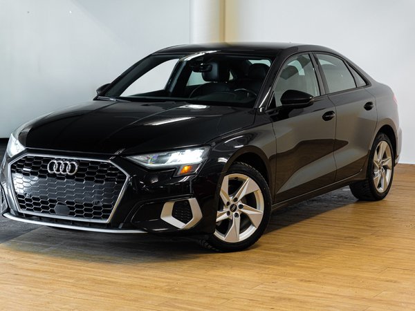 Audi A3 ** NOIR SUR NOIR ** 2023