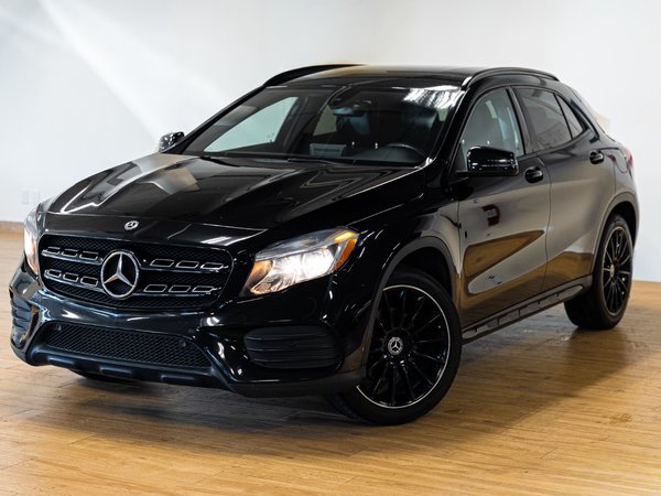 Mercedes-Benz GLA250 ** NOIR SUR NOIR ** 2019
