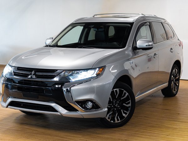 Mitsubishi Outlander Plug-In Hybrid ** PHEV HYBRID ** 2018