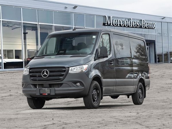 2025 Mercedes-Benz Sprinter 2500 144 Wheelbase Standard Roof RWD