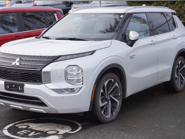 Outlander Plug-In Hybrid