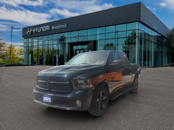 RAM 1500 Classic Crew Cab 4x4 (DS)