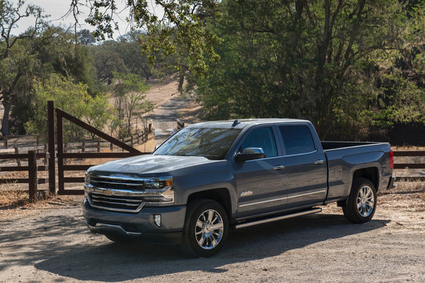 The media drove the 2017 Chevrolet Silverado, and they loved it