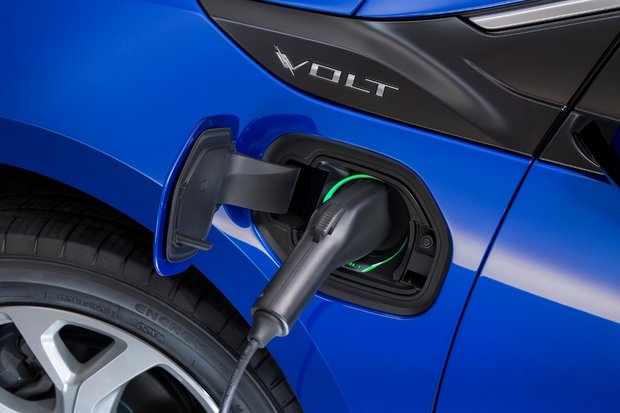 VICKAR COMMUNITY CHEVROLET HYBRIDS, ELECTRIC VEHICLES THE ANSWER TO FAST RISING GAS PRICES