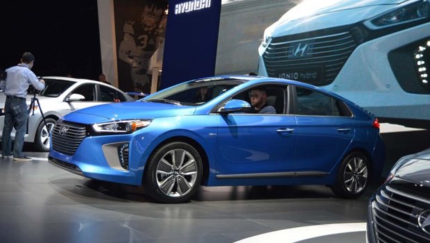 Hyundai dévoile la nouvelle IONIQ à New York