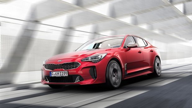 La nouvelle Kia Stinger 2018 dévoilée au Salon International de l’auto de Détroit