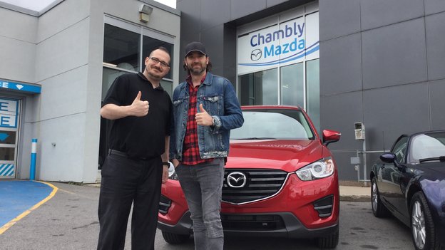 Félicitations M. Benoît St-Cyr pour l'achat de votre nouvelle Mazda CX5