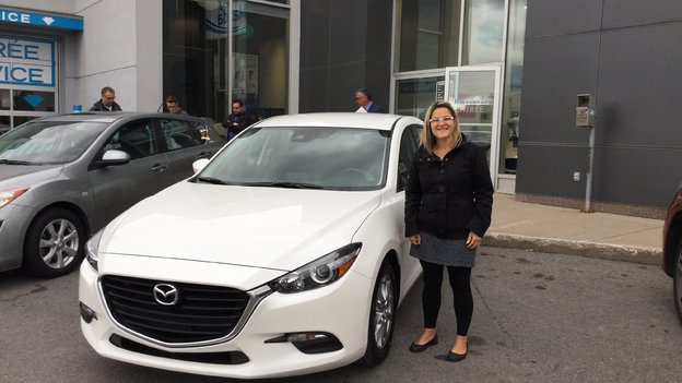 Félicitations Madame Levasseur pour votre achat du Mazda3 2017