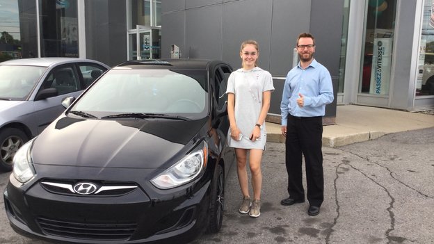 Félicitations à Mlle Alexia Larocque pour sa nouvelle voiture et merci de votre confiance en Chambly Mazda