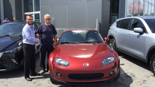 Félicitations Monsieur Tétrault pour votre nouvelle Mazda MX5