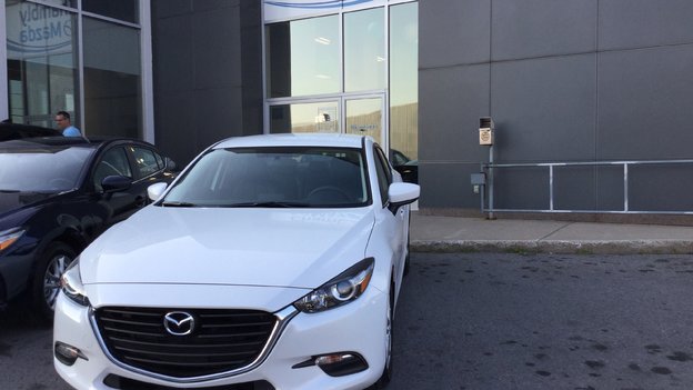 Félicitations Madame Cadieux pour l'achat de votre nouvelle Mazda 3 2017
