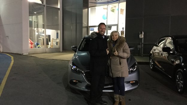 Félicitations Mme De Villeres pour votre Mazda3 2018