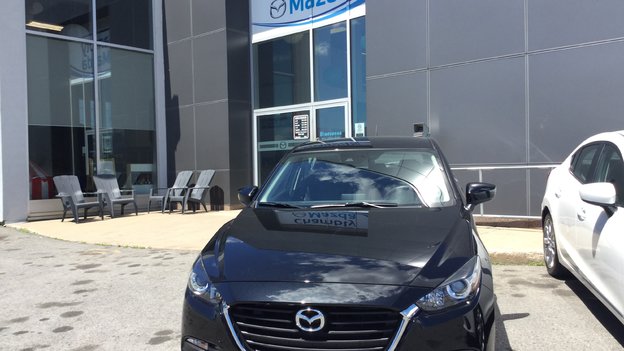Félicitations Monsieur Paquet pour votre nouvelle Mazda 3
