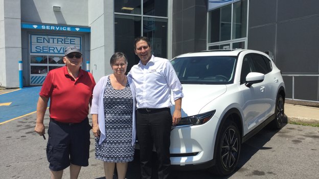 Félicitations à M. et Mme Valade pour votre nouvelle MazdaCX5 2018