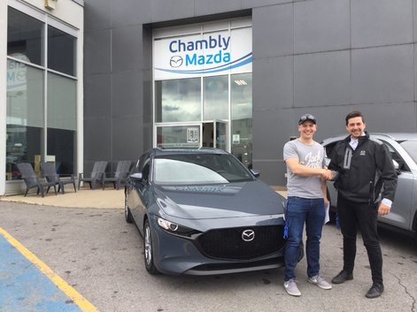 Félicitations à M. Larouche pour sa nouvelle Mazda 3 2019