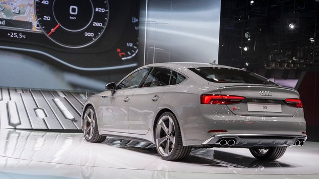 Bmw Trois Rivieres >> BMW 440i xDrive Grand Coupé 2018 vs Audi S5 Sportback 2018 ... Bmw Trois Rivieres >> BMW 440i xDrive Grand Coupé 2018 vs Audi S5 Sportback 2018 ...