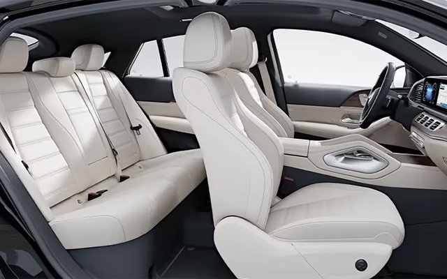 Mercedes GLE:  7 Seat Configuration and Material Selection