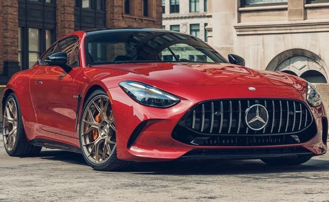 603 chevaux assemblés à la main dans la Mercedes-AMG GT