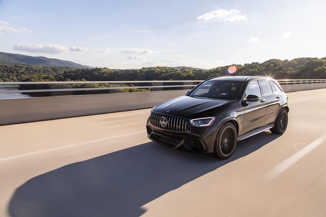 Mercedes-Benz GLC 2021 vs Acura RDX 2021: des progrès technologiques impressionnants