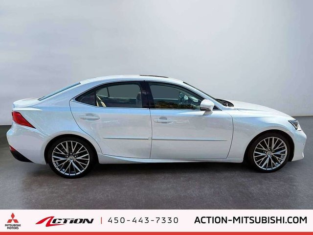 Lexus IS 300 AWD Toit Ouvrant Cuir Mags 2017-5