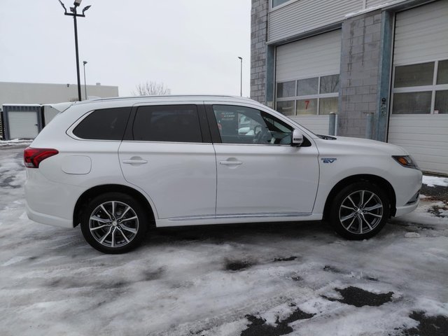 Mitsubishi Outlander PHEV Samedi 29 nov Vente Privé Liquidation d'occasions 2020-2