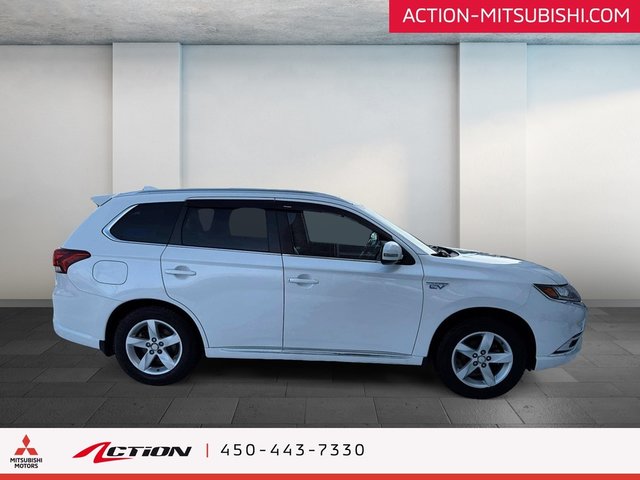 Mitsubishi Outlander PHEV SEL S-AWC Cuir Toit Ouvrant Carplay Android Auto 2021-4