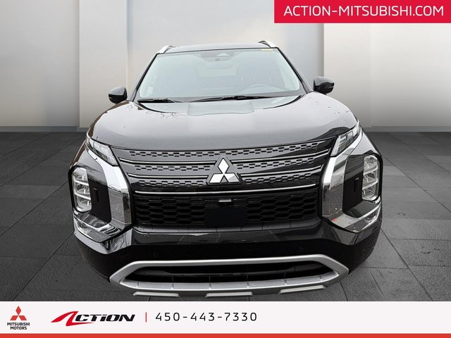 Mitsubishi Outlander PHEV GT S-AWC  Cuir Toit Ouvrant Mags A / C Caplay 2023-5