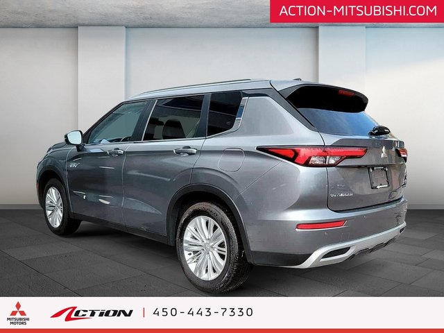 Mitsubishi Outlander PHEV LE S-AWC Toit Pano Carplay Android auto Navigation 2024-2