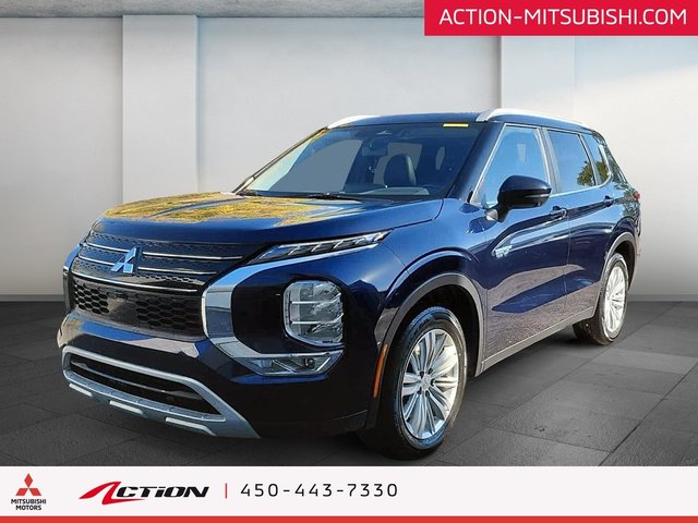 Mitsubishi Outlander PHEV LE S-AWC 7 Passagers Toit Pano Carplay Android 2024-0