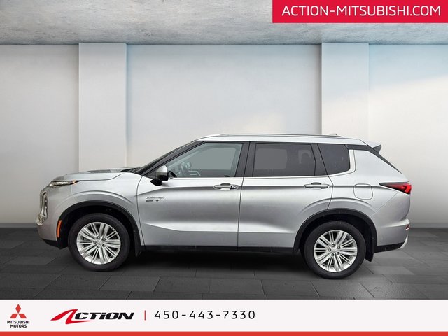 Mitsubishi Outlander PHEV LE S-AWC Toit Pano Carplay Android auto Navigation 2024-1