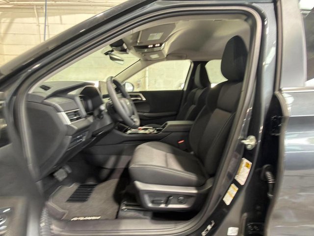 Mitsubishi Outlander Plug-In Hybrid ES 2026-3