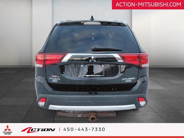 Mitsubishi Outlander AWC SE V6. 7 PASSAGERS. TOIT OUVRANT. 2017-3