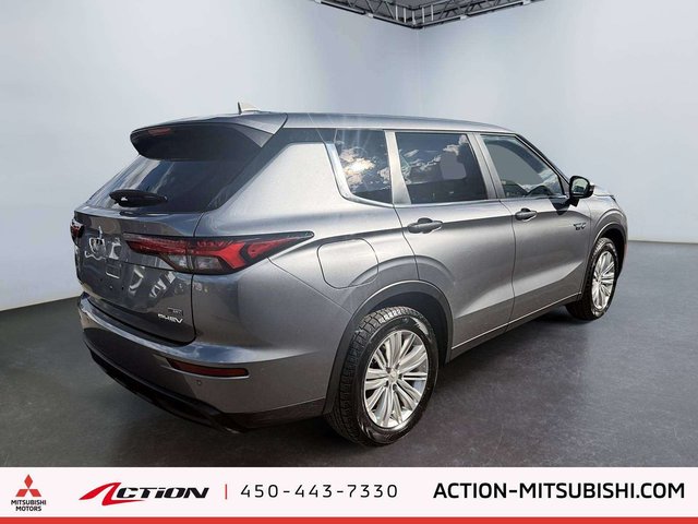 2023 Mitsubishi Outlander ES-4