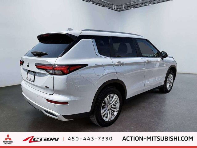 2024 Mitsubishi Outlander SE Toit Pano Mags Carplay Android Auto-4