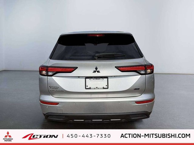 2024 Mitsubishi Outlander ES Carplay Android Auto A / C Gr.Électriques-3