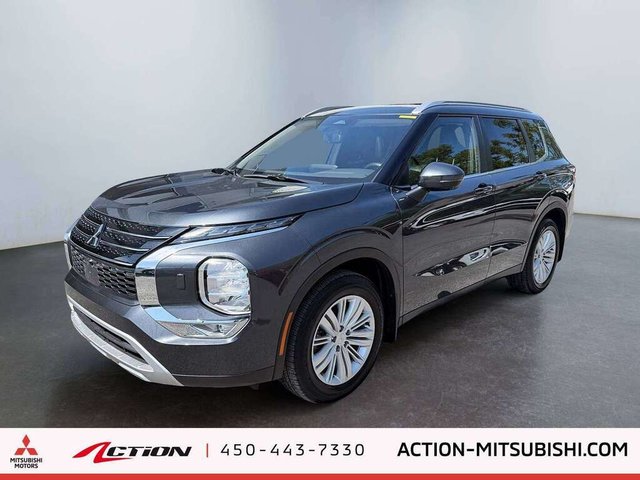2024 Mitsubishi Outlander LE AWC Toit Pano Carplay Android Auto Mags-0