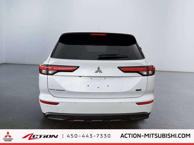 2024 Mitsubishi Outlander ES Carplay Android Auto A / C Gr.Électriques-3
