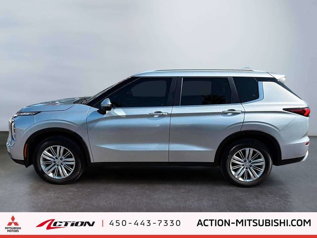 2024 Mitsubishi Outlander LE AWC Carplay Android Auto Mags Sièges Chauffants-1