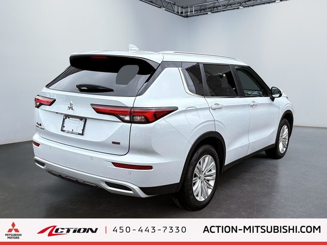Mitsubishi Outlander SE Toit Pano Apple Carplay/Android Jante 18 Camér 2024-4