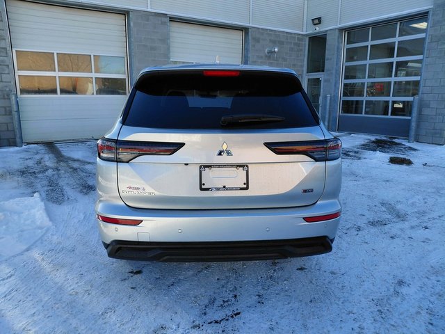 2026 Mitsubishi Outlander ES S-AWC-5