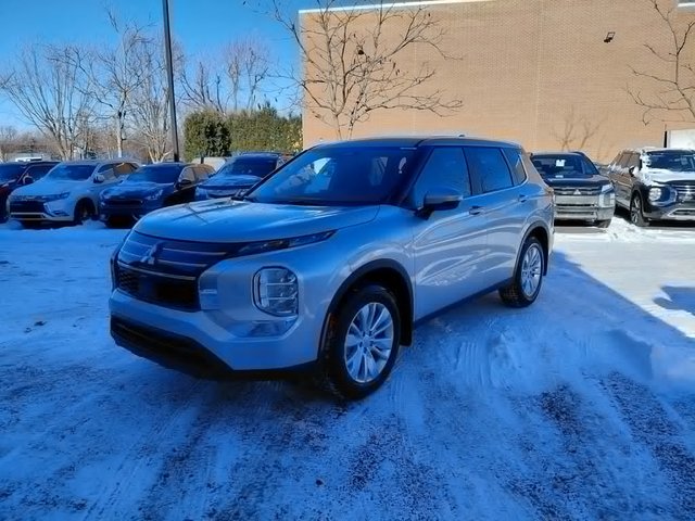 2026 Mitsubishi Outlander ES S-AWC-2