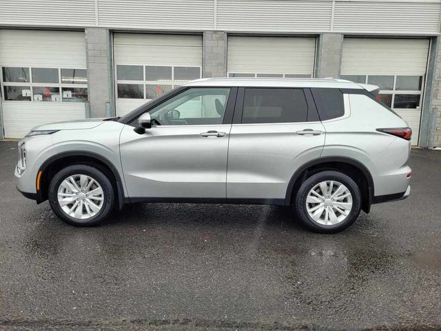 2026 Mitsubishi Outlander SE S-AWC-1