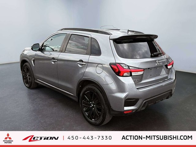 2023 Mitsubishi RVR LE-1