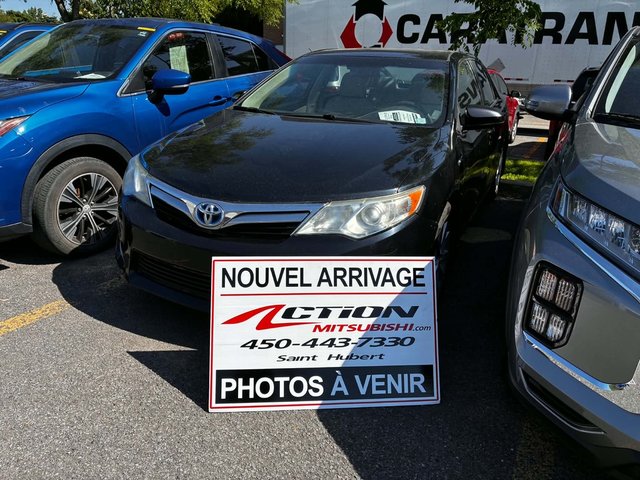 2012 Toyota Camry Hybrid XLE Toit Ouvrant Sièges Chauffants Air Climatisé-0