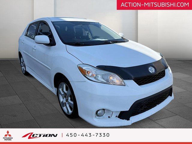 Toyota Matrix MANUEL  AIR CLIMATISÉ . RADIO (AM+FM+CD) 2011-2